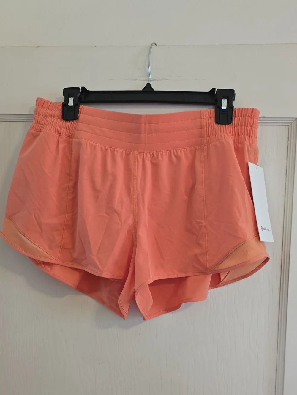 lululemon athletica Hotty Hot HR short 2.5